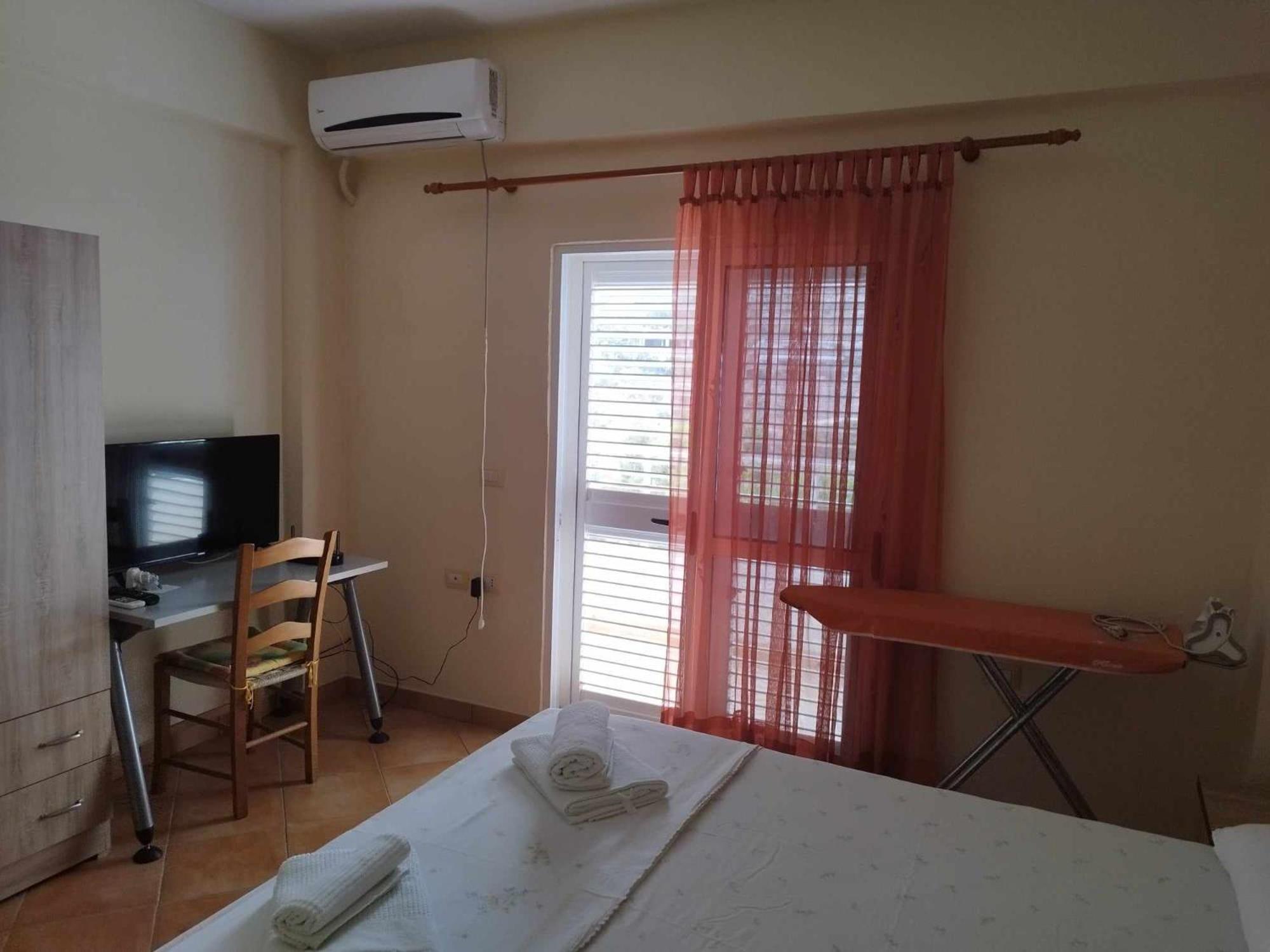 Apartament Gjergji Sarandë Esterno foto